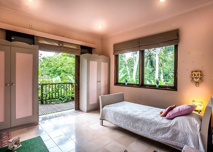 Viola * Ubud (Bali)