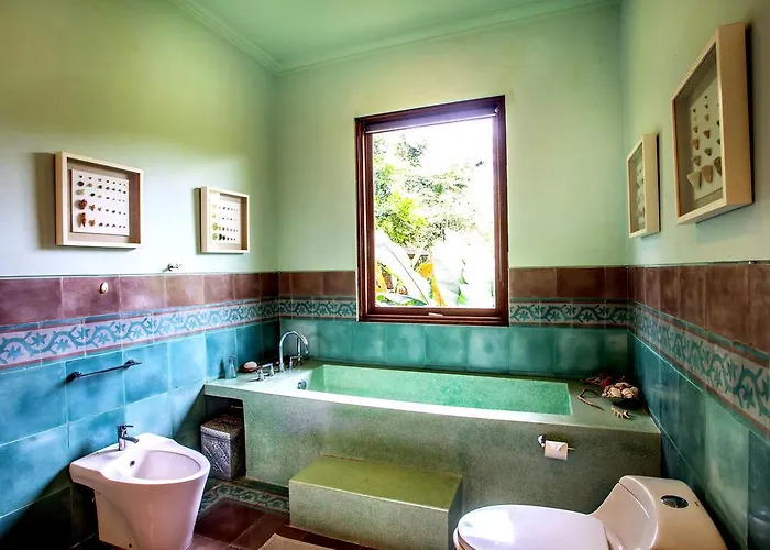 Viola Villa *